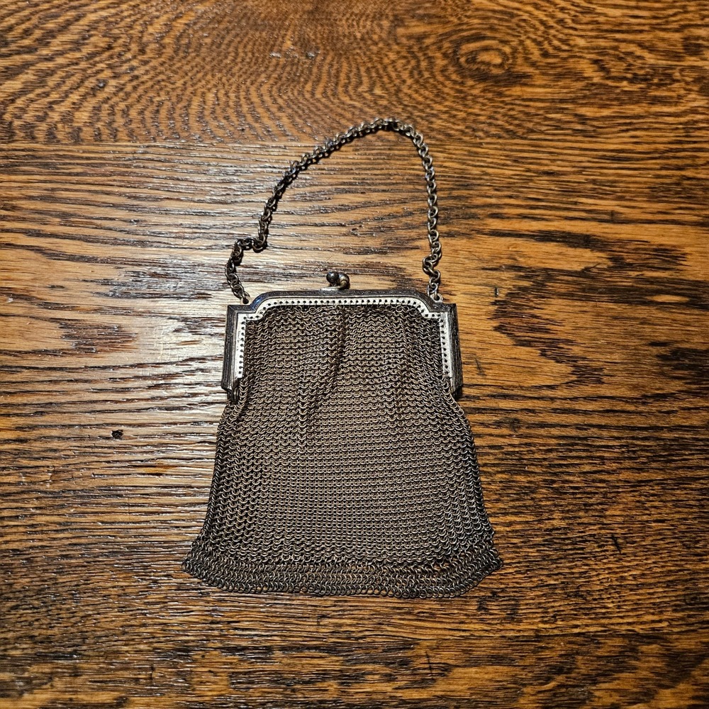 Whiting & Davis Vintage Silver Metal Mesh Coin Purse Kiss Lock Mini Bag